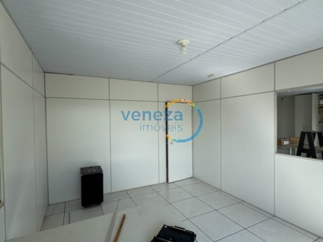 Casa com 523m², à venda, no bairro Gleba Simon Frazer em Londrina