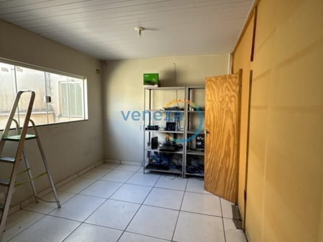 Casa com 523m², à venda, no bairro Gleba Simon Frazer em Londrina
