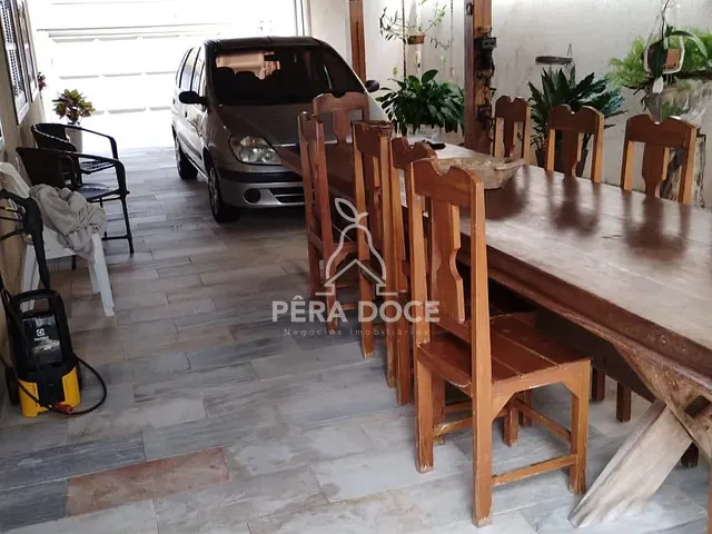 Casa com 450m² 3 quartos e 3 banheiros, à venda, no bairro Recanto do Sol em Uberaba