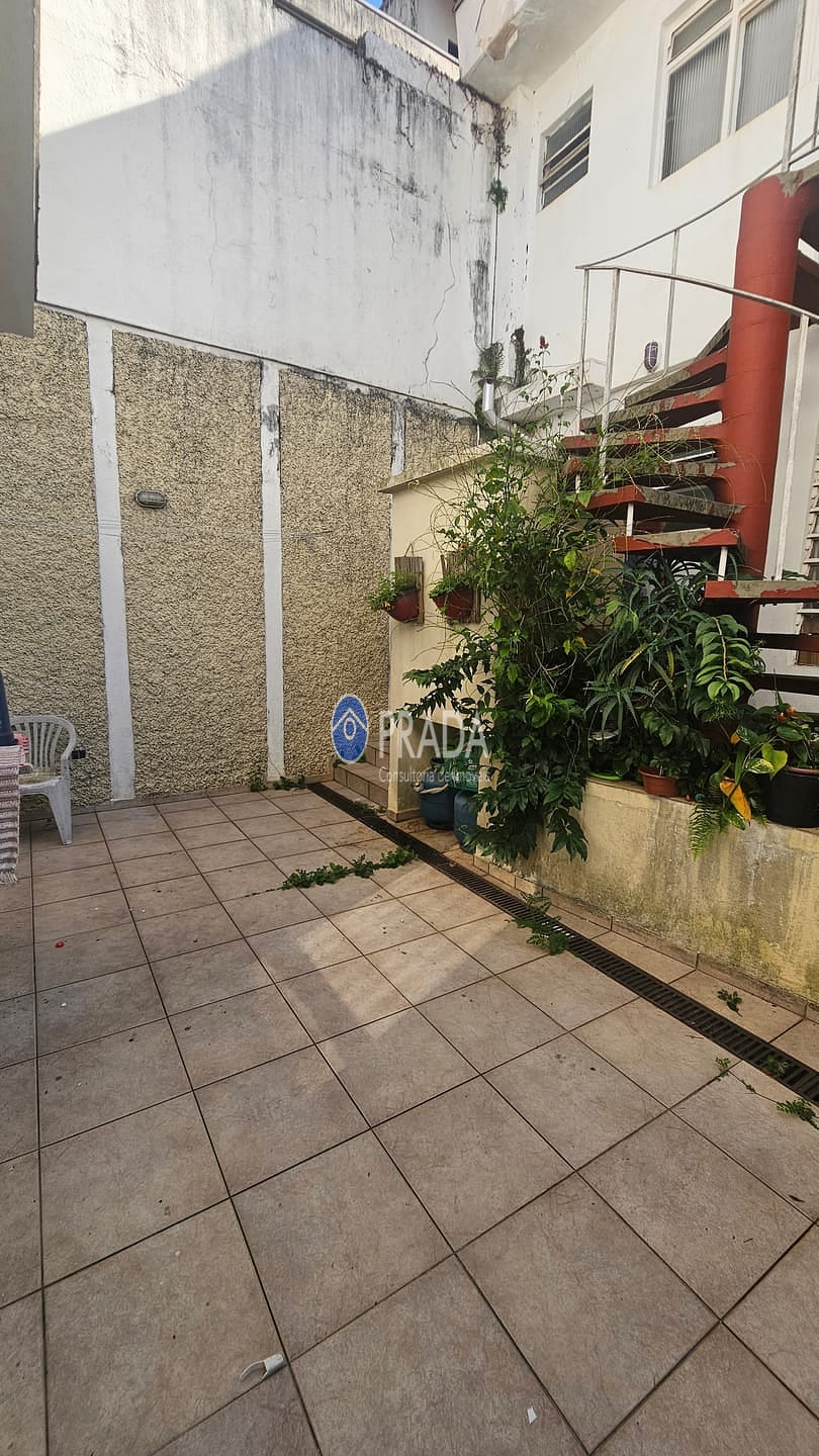 Casa à venda e aluguel com 3 quartos, 185m² - Foto 36