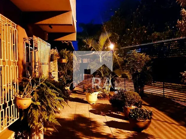 Casa com 240m² 4 quartos e 4 banheiros, à venda ou para alugar, no bairro Asa Sul em Brasília