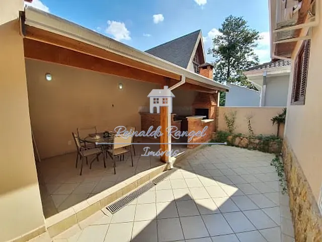 Casa com 320m² 3 quartos e 5 banheiros, à venda, no bairro Condomínio Portal de Itu em Itu
