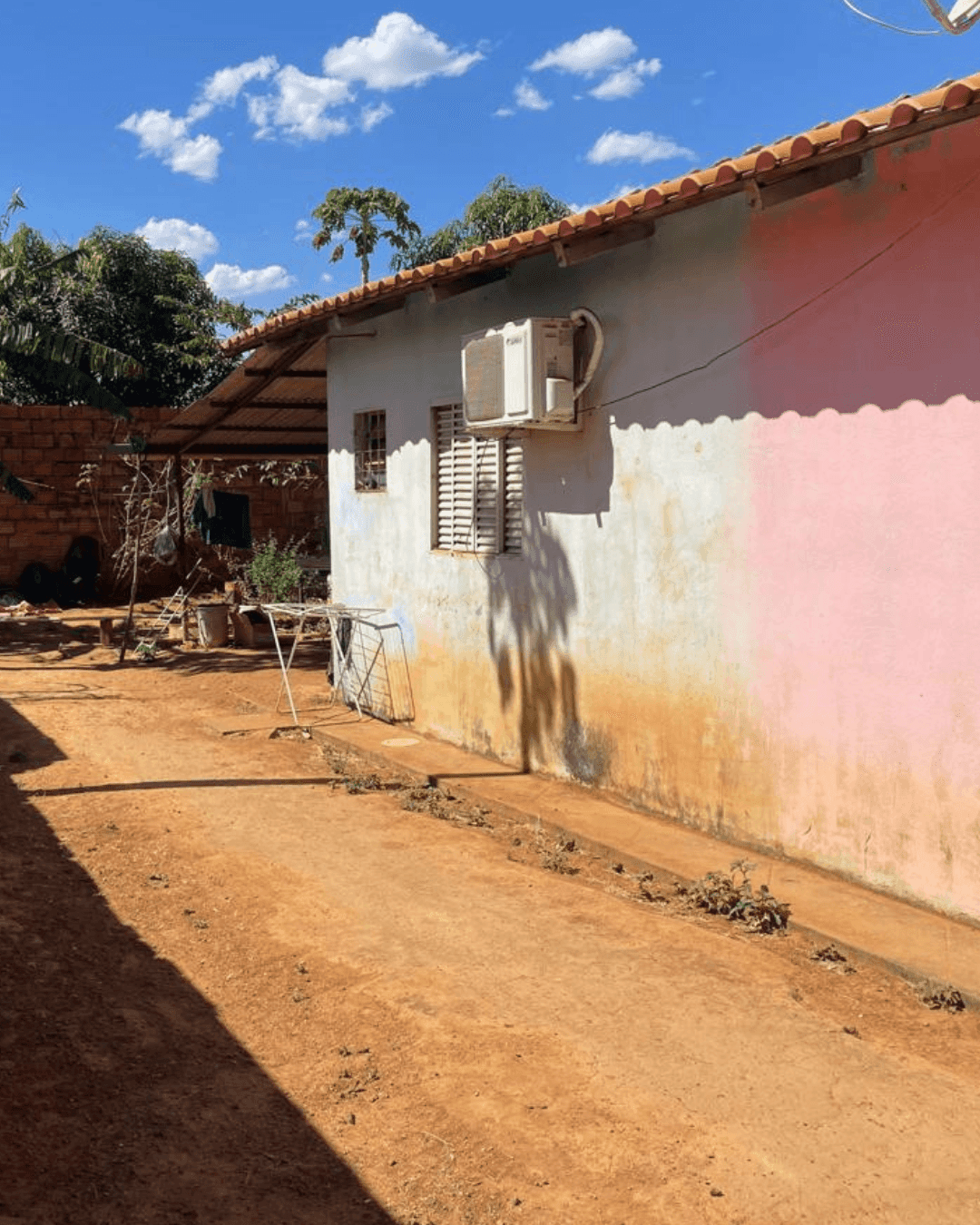 Casa à venda com 2 quartos, 300m² - Foto 4