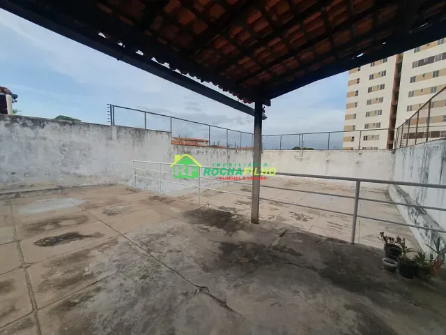 Casa com 516m² 3 quartos e 2 banheiros, à venda, no bairro Cristo Rei em Teresina