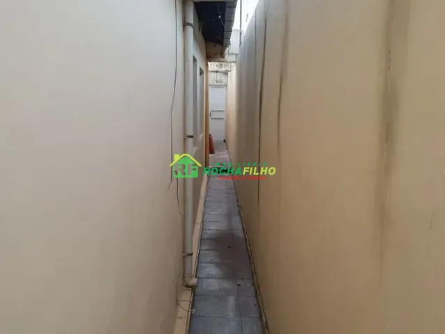 Casa com 516m² 3 quartos e 2 banheiros, à venda, no bairro Cristo Rei em Teresina