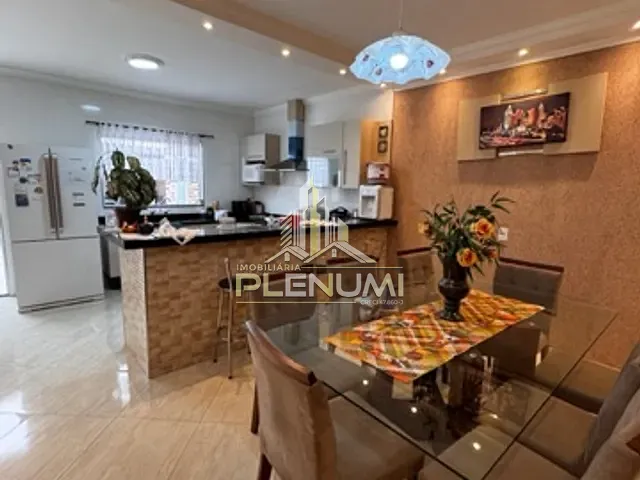 Casa com 170m² 2 quartos e 4 banheiros, à venda, no bairro Jardim Centenário em Rio Claro