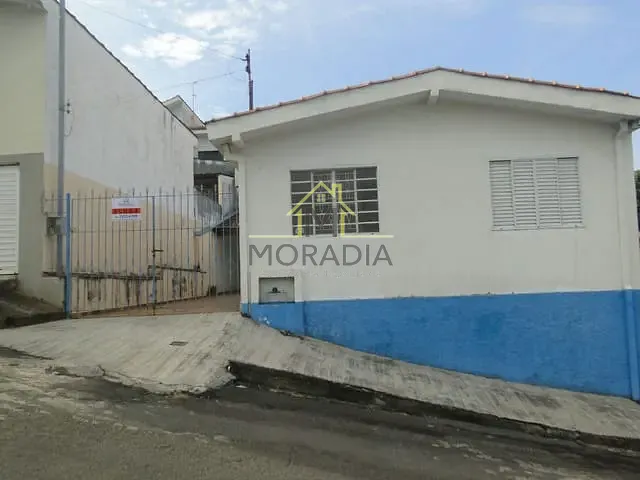 Casa com 150m², para alugar, no bairro Guaxupe em Guaxupé
