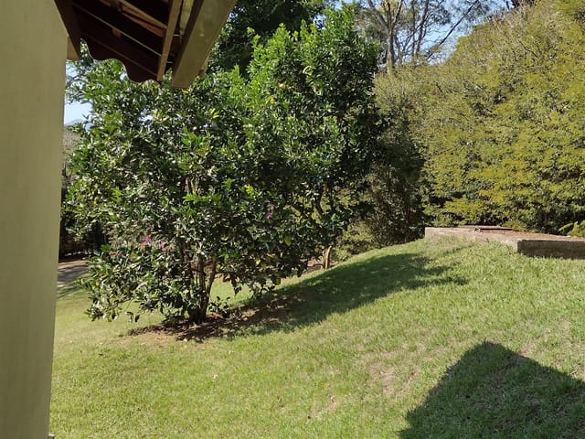 Casa com 1500m² 4 quartos e 5 banheiros, à venda, no bairro Itaipava em Petrópolis