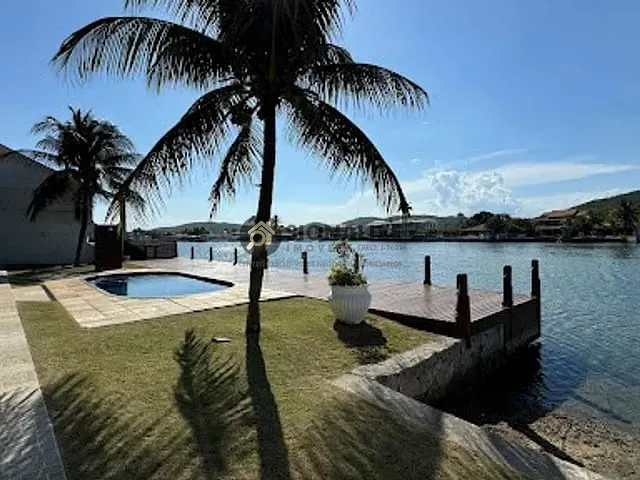 Casa 2 quartos e 2 banheiros, à venda, no bairro Ogiva em Cabo Frio