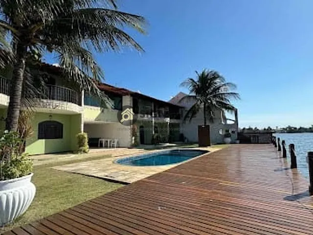 Casa 2 quartos e 2 banheiros, à venda, no bairro Ogiva em Cabo Frio