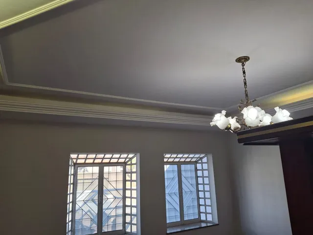 Casa 4 quartos e 2 banheiros, à venda, no bairro Centro em Cambé