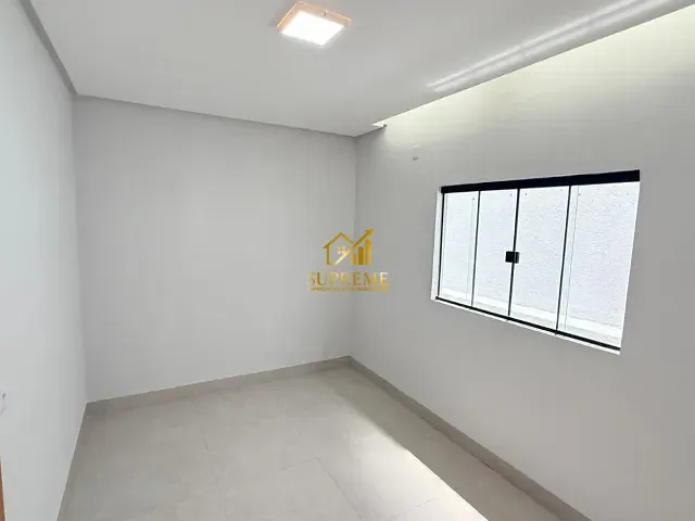 Casa com 270m² 3 quartos e 3 banheiros, à venda, no bairro Jardim Helvécia em Aparecida de Goiânia