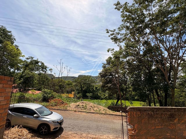 Casa 3 quartos e 2 banheiros, à venda, no bairro Esplanada do Rio Quente em Rio Quente