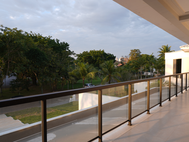 Casa 5 quartos e 8 banheiros, à venda ou para alugar, no bairro Barra da Tijuca em Rio de Janeiro