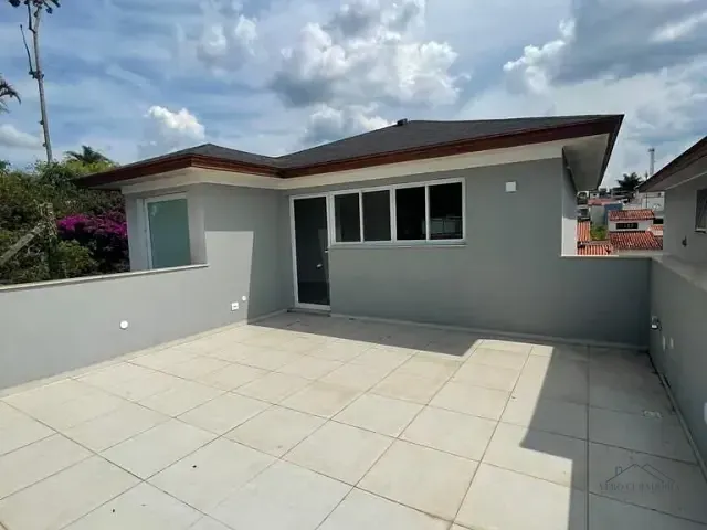 Casa 3 quartos e 5 banheiros, à venda, no bairro Vila Oliveira em Mogi das Cruzes
