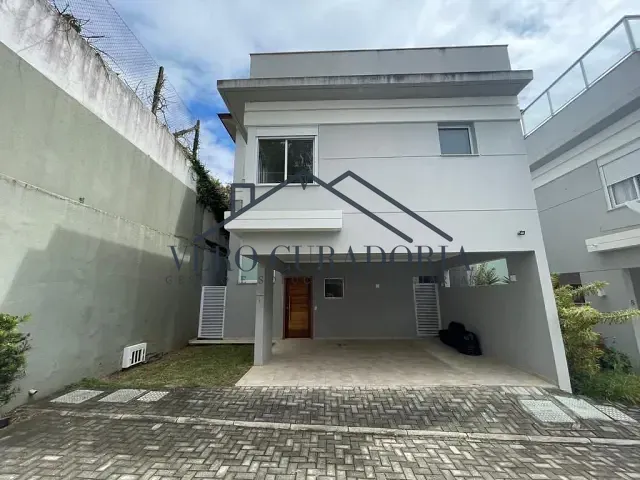 Casa 3 quartos e 5 banheiros, à venda, no bairro Vila Oliveira em Mogi das Cruzes