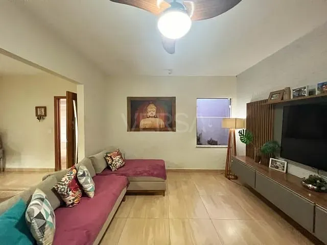 Casa com 425m² 3 quartos e 3 banheiros, à venda, no bairro Parque Universitário em Rio Claro