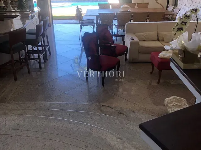 Casa com 420m² 3 quartos e 5 banheiros, à venda ou para alugar, no bairro Terras de Santana em Londrina