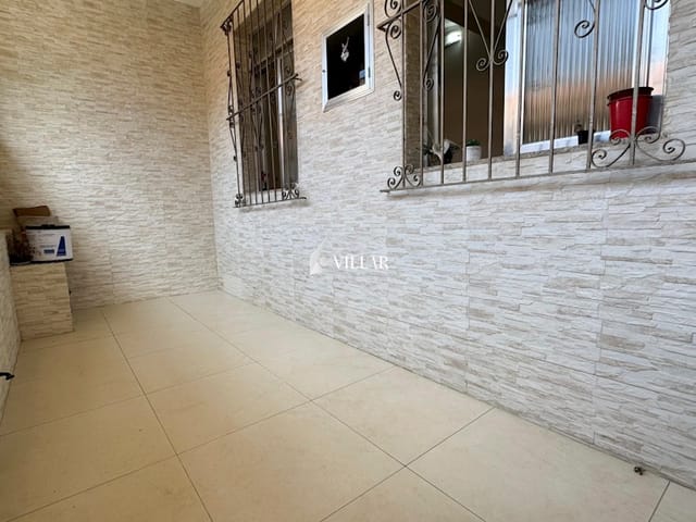 Casa com 180m² 2 quartos e 2 banheiros, à venda ou para alugar, no bairro Penha em Rio de Janeiro