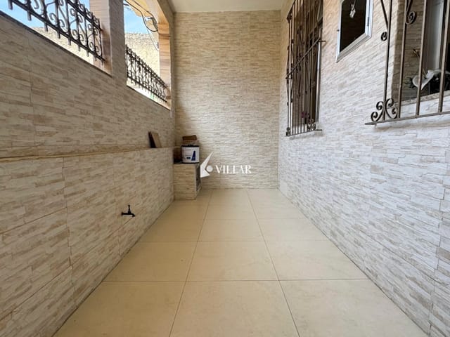 Casa com 180m² 2 quartos e 2 banheiros, à venda ou para alugar, no bairro Penha em Rio de Janeiro