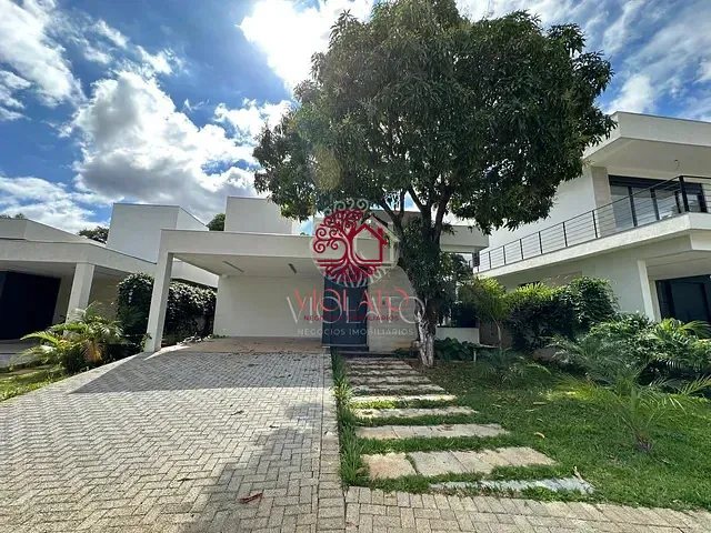 Casa com 500m² 4 quartos e 5 banheiros, à venda ou para alugar, no bairro Várzea em Lagoa Santa