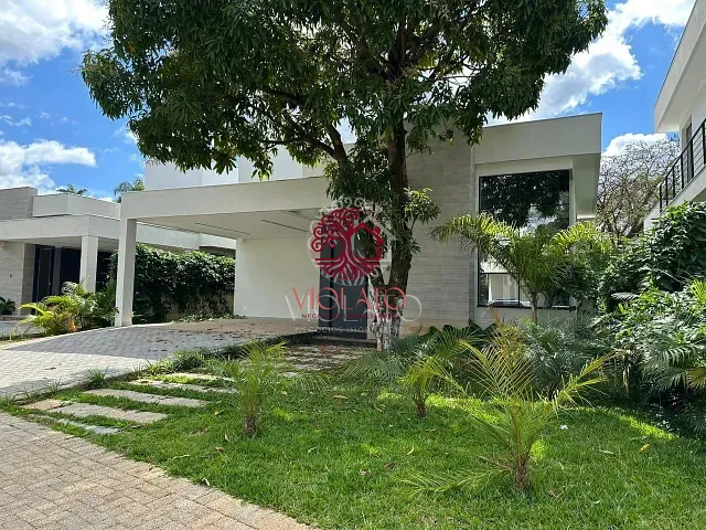 Casa com 500m² 4 quartos e 5 banheiros, à venda ou para alugar, no bairro Várzea em Lagoa Santa