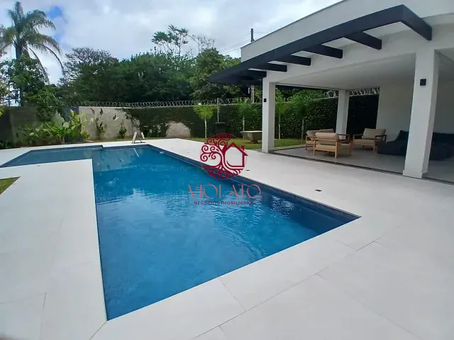 Casa com 500m² 3 quartos e 5 banheiros, à venda ou para alugar, no bairro Várzea em Lagoa Santa