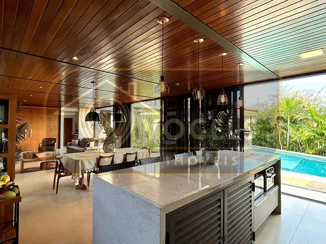 Casa 4 quartos e 5 banheiros, à venda, no bairro Chácara São José em Jaguariúna