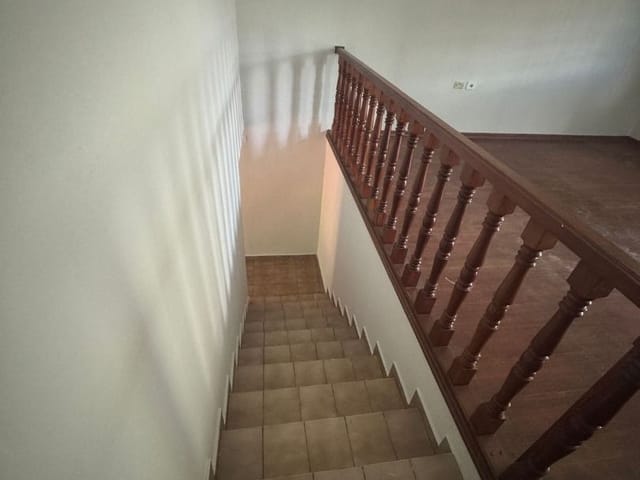 Casa 3 quartos e 2 banheiros, à venda, no bairro Centro em Extrema