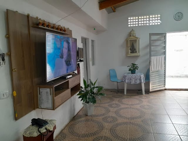 Casa com 300m² 3 quartos e 2 banheiros, à venda, no bairro Jardim Bom Clima em Guarulhos