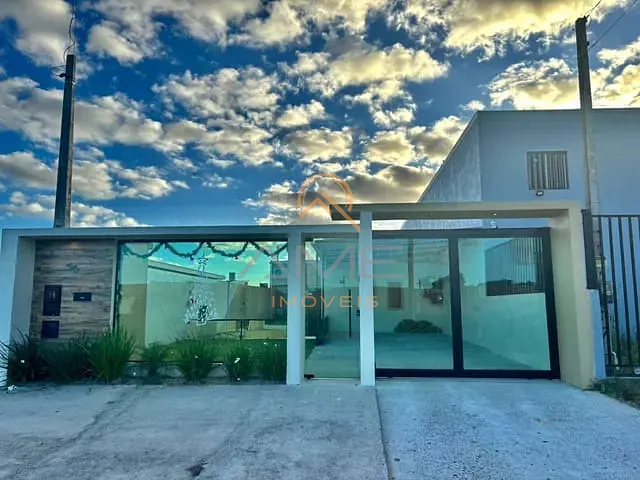Casa com 110m², à venda, no bairro Areal em Pelotas