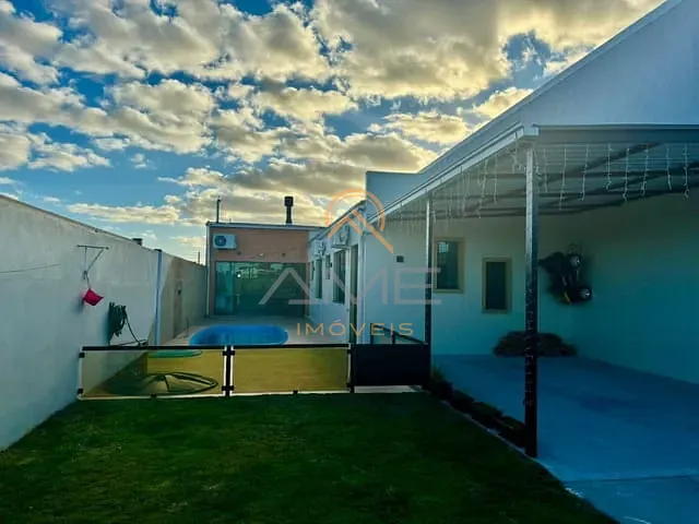 Casa com 110m², à venda, no bairro Areal em Pelotas