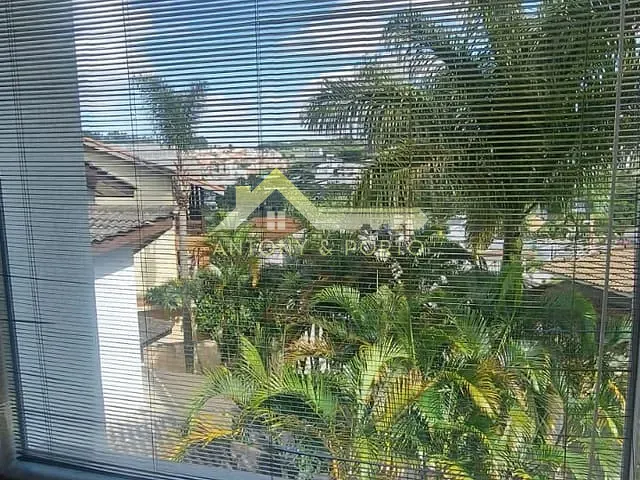 Casa com 350m² 4 quartos e 5 banheiros, à venda, no bairro Aruja 5 em Arujá