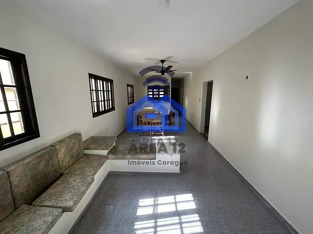 Casa com 330m² 3 quartos e 2 banheiros, à venda, no bairro Getuba em Caraguatatuba