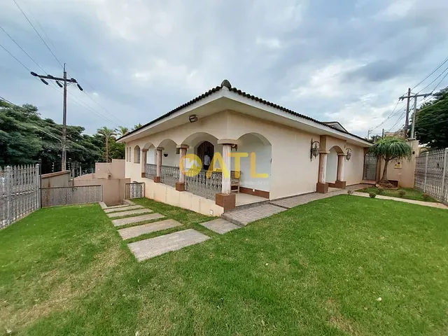 Casa com 520m² 3 quartos e 5 banheiros, à venda, no bairro Jardim Ouro Verde em Ourinhos