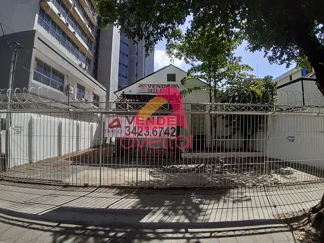 Casa à venda, no bairro Boa Vista em Recife