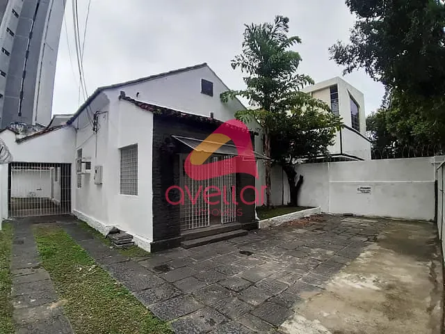 Casa à venda, no bairro Boa Vista em Recife