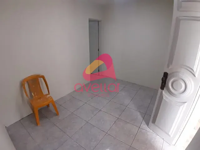 Casa à venda, no bairro Boa Vista em Recife