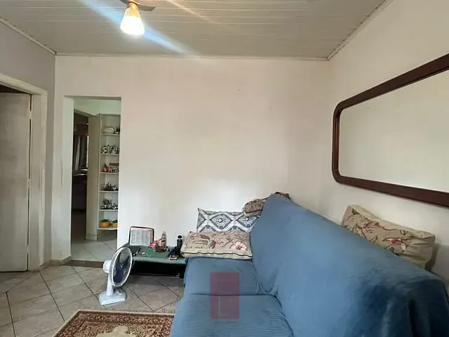 Casa com 210m² 2 quartos e 2 banheiros, à venda, no bairro Parque Peruche em São Paulo