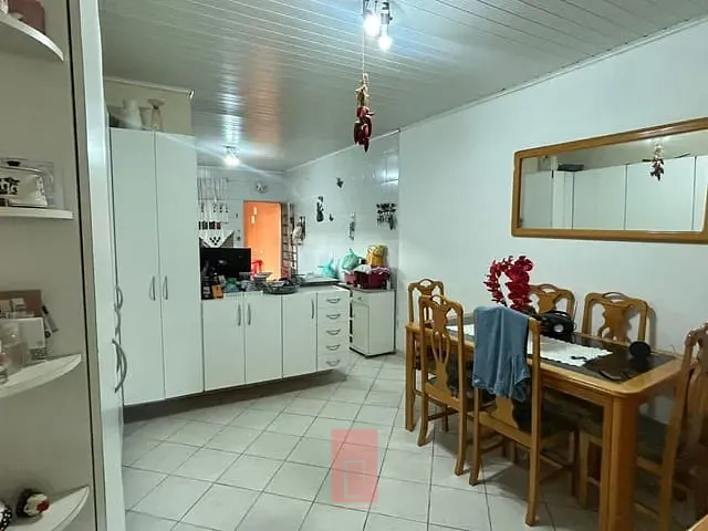 Casa com 210m² 2 quartos e 2 banheiros, à venda, no bairro Parque Peruche em São Paulo