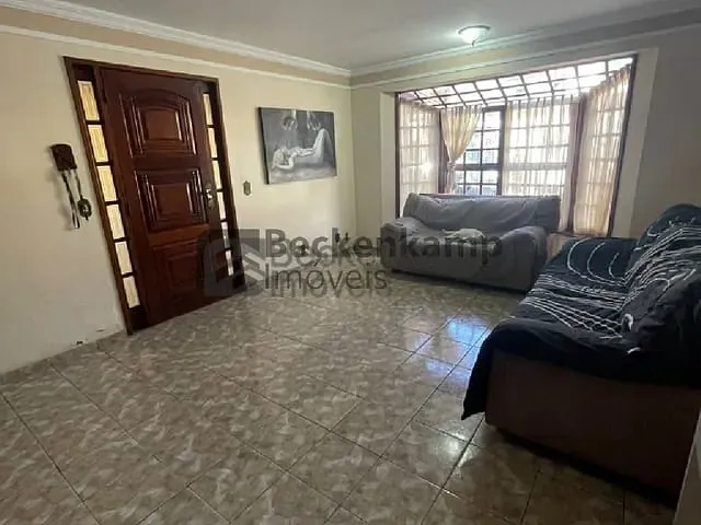Casa com 150m² 4 quartos e 3 banheiros, à venda, no bairro Jardim Belvedere em Volta Redonda
