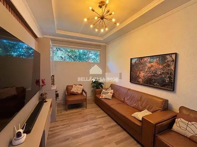 Casa com 800m² 3 quartos e 4 banheiros, à venda, no bairro Cidade Jardim em Sorocaba