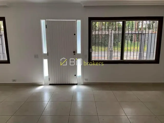Casa 4 quartos e 4 banheiros, à venda ou para alugar, no bairro Parque Continental em São Paulo