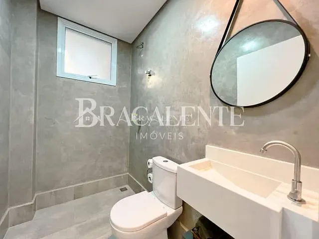 Casa com 600m², à venda, no bairro Bairro Buracão em VINHEDO