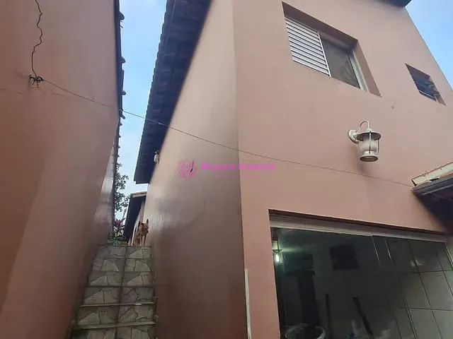 Casa com 168m² 3 quartos e 3 banheiros, à venda, no bairro Silveira em Santo André