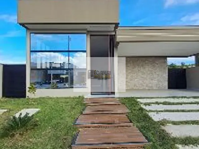 Casa 3 quartos e 4 banheiros, à venda, no bairro Nossa Senhora da Vitória em Ilhéus