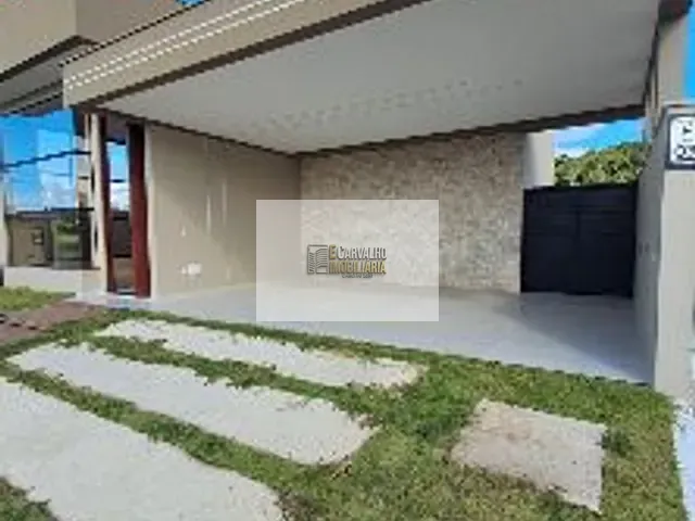Casa 3 quartos e 4 banheiros, à venda, no bairro Nossa Senhora da Vitória em Ilhéus