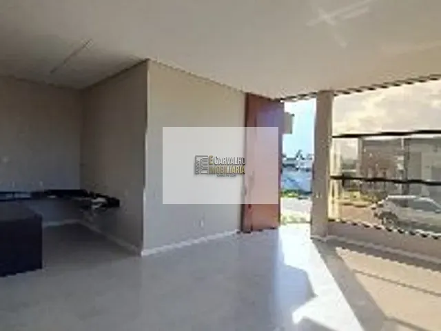 Casa 3 quartos e 4 banheiros, à venda, no bairro Nossa Senhora da Vitória em Ilhéus