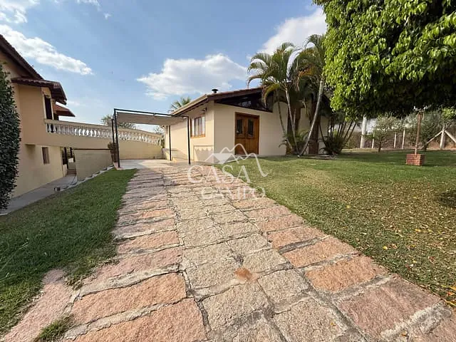 Casa com 1120m² 4 quartos e 6 banheiros, à venda ou para alugar, no bairro Chácara Flora em Itu