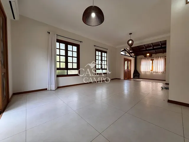 Casa com 1120m² 4 quartos e 6 banheiros, à venda ou para alugar, no bairro Chácara Flora em Itu